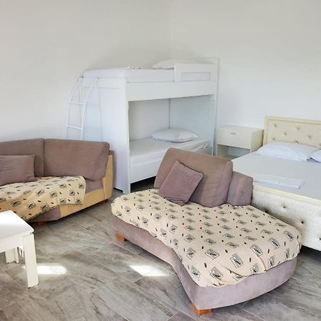 Luigi S Fairyview Apartment Sarande Exterior photo
